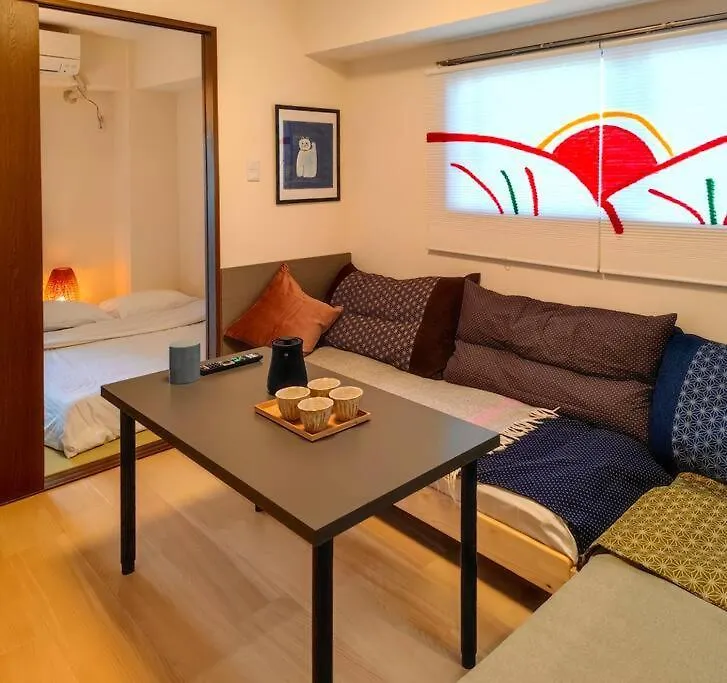 Apartmán 浅草寺3分｜浅草寺駅6分｜畳寝室｜最大2~6人｜ベランダスカイツリー！空港直通！